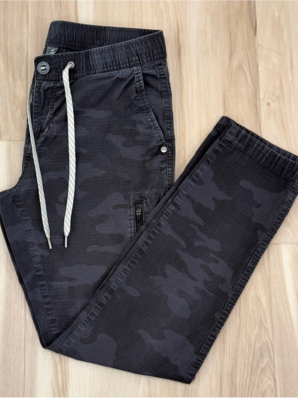 Vuori Woman’s Ripstop Camo Pants
